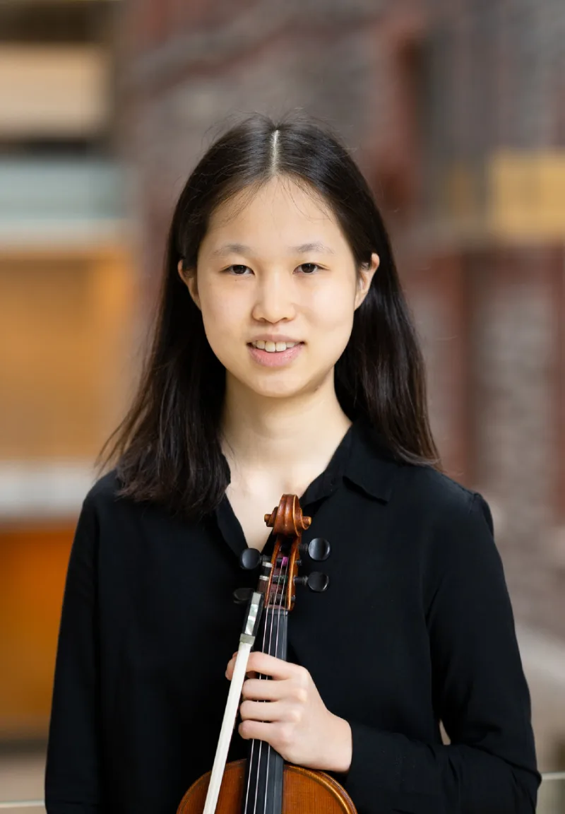 Juliana C. — Violin